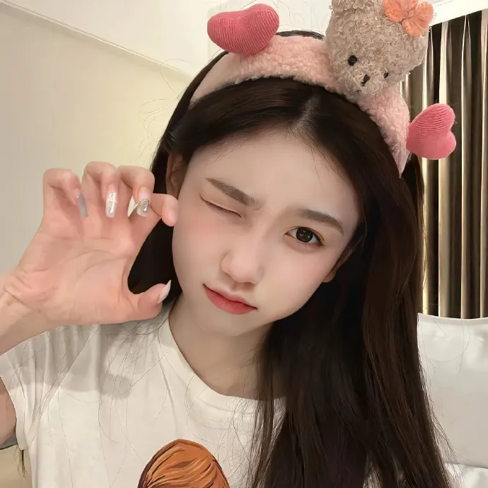 头部网红被曝离婚传闻疯传，一夜之间热搜榜画面流出